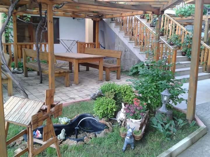 Guest House Nash Dom Kavarna Dış mekan fotoğraf