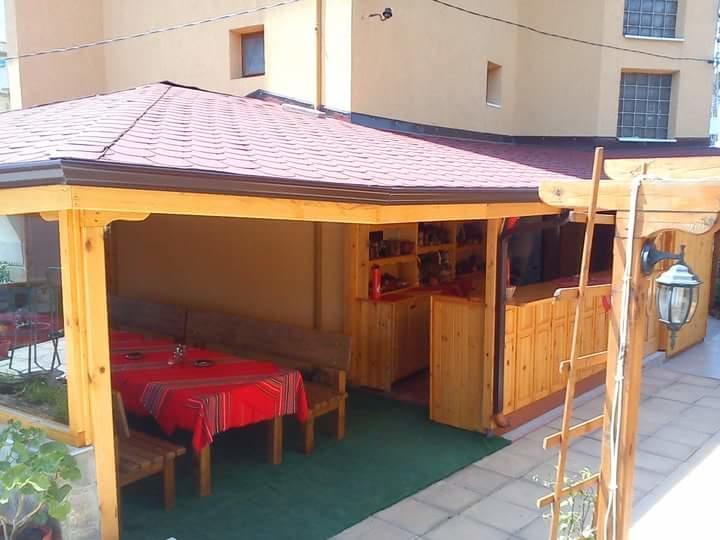Guest House Nash Dom Kavarna Dış mekan fotoğraf