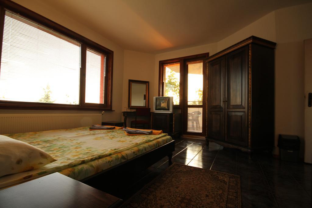 Guest House Nash Dom Kavarna Dış mekan fotoğraf